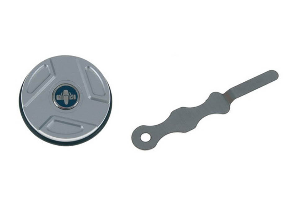 Locking Oil Filler Plug