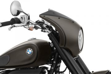 Wunderlich R18 Cockpit,  Manhattan Metallic Matte Black Pinstripe